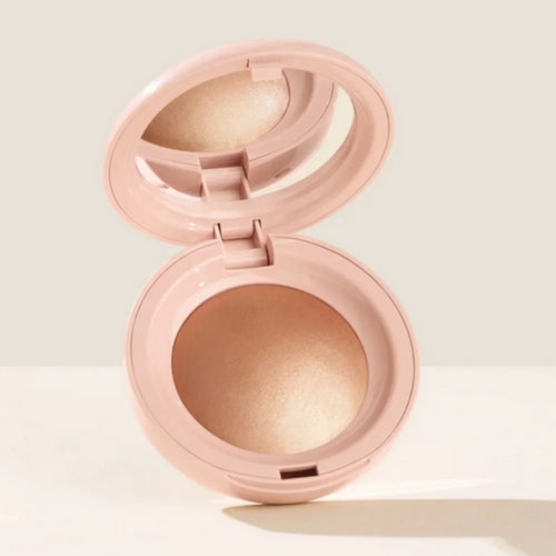 Rare Beauty Light Silky Touch Innovative Highlighter Transferproof